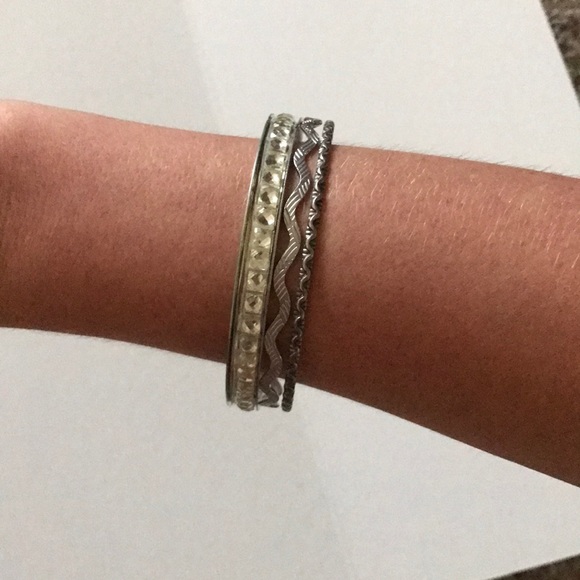 silver dangle bracelets - Picture 3 of 3